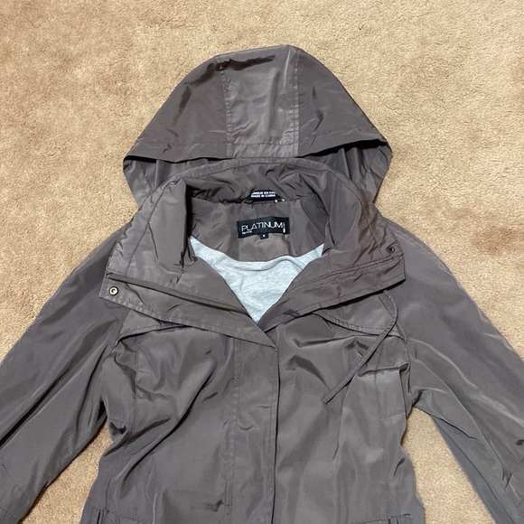 Platinum Olive Water Resistant Wind Breaker - Picture 5 of 15